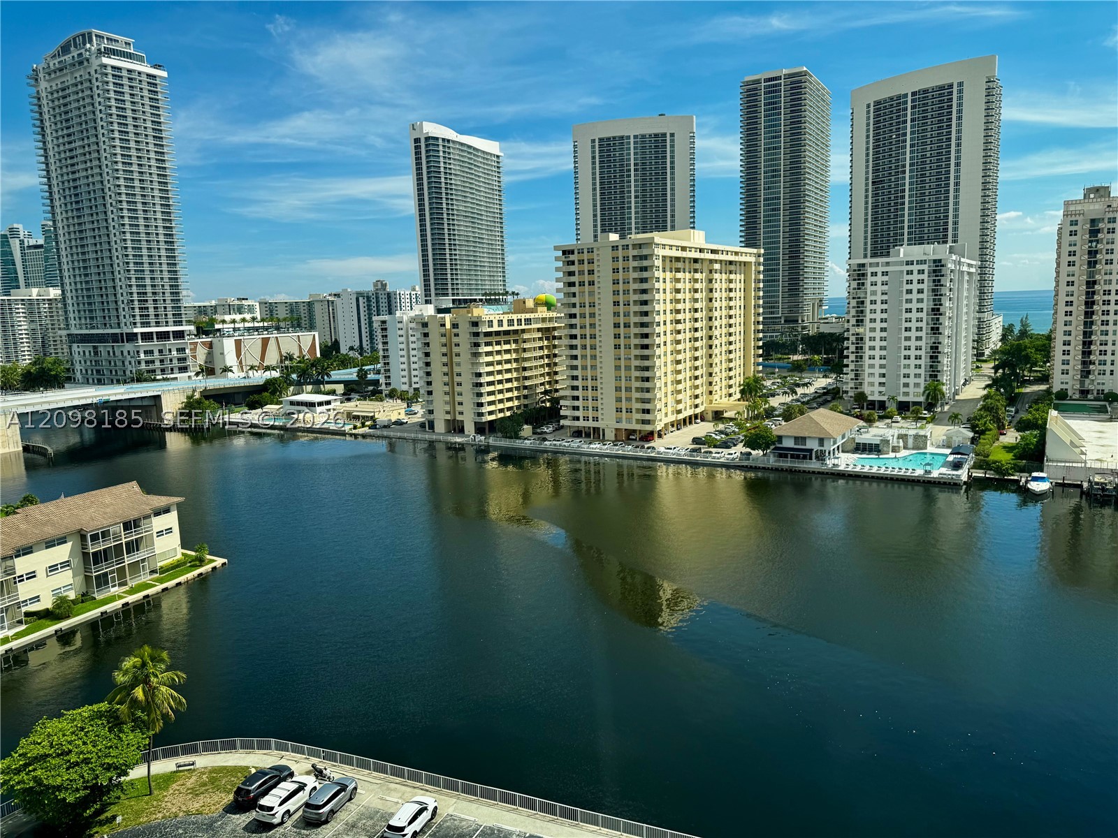 100 Golden Isles Dr 1405 — photo