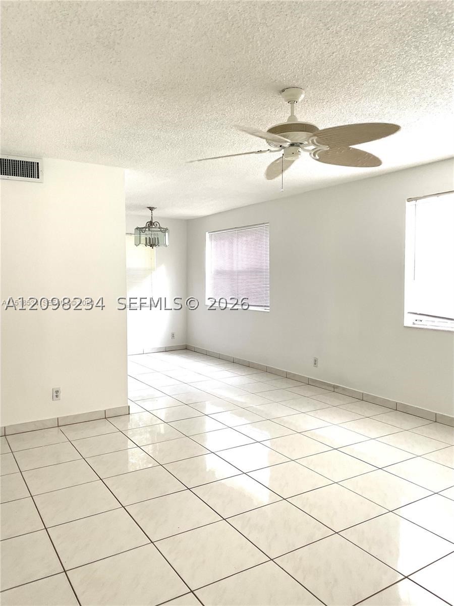 2200 Taylor St 106 — photo