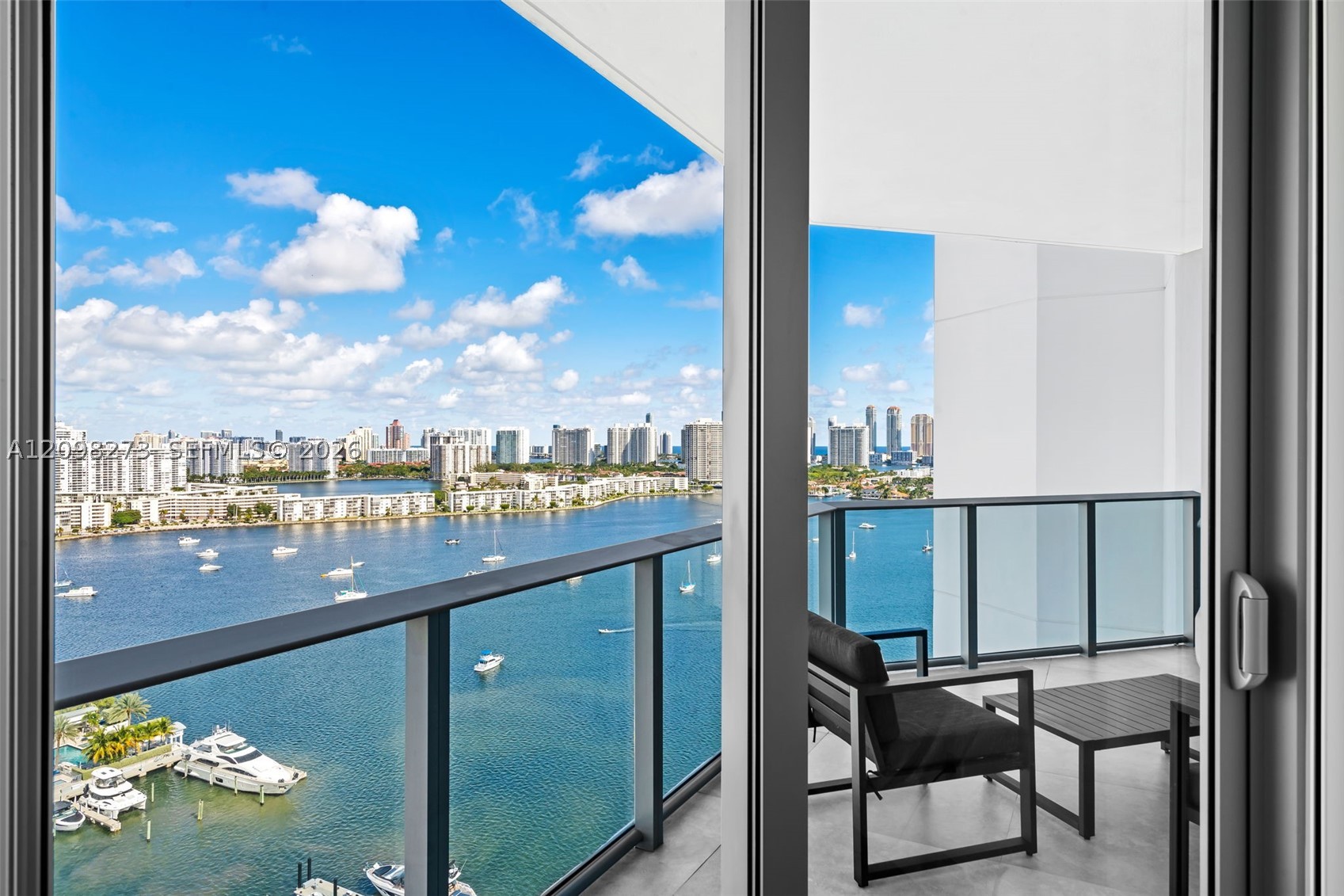 17111 Biscayne Blvd 2103 — photo