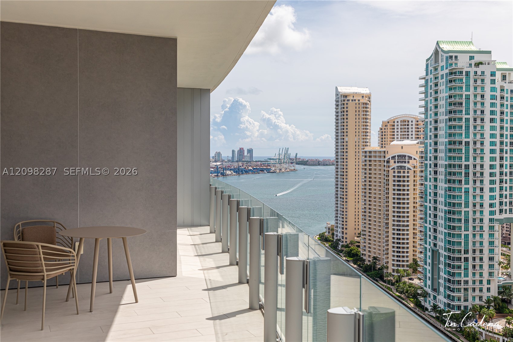 300 Biscayne Boulevard Way 2606W — photo