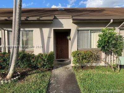5587 Park Rd — photo