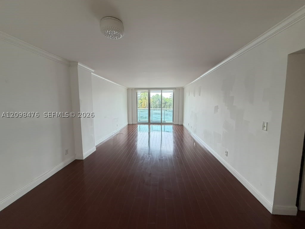 19380 Collins Ave 218 — photo