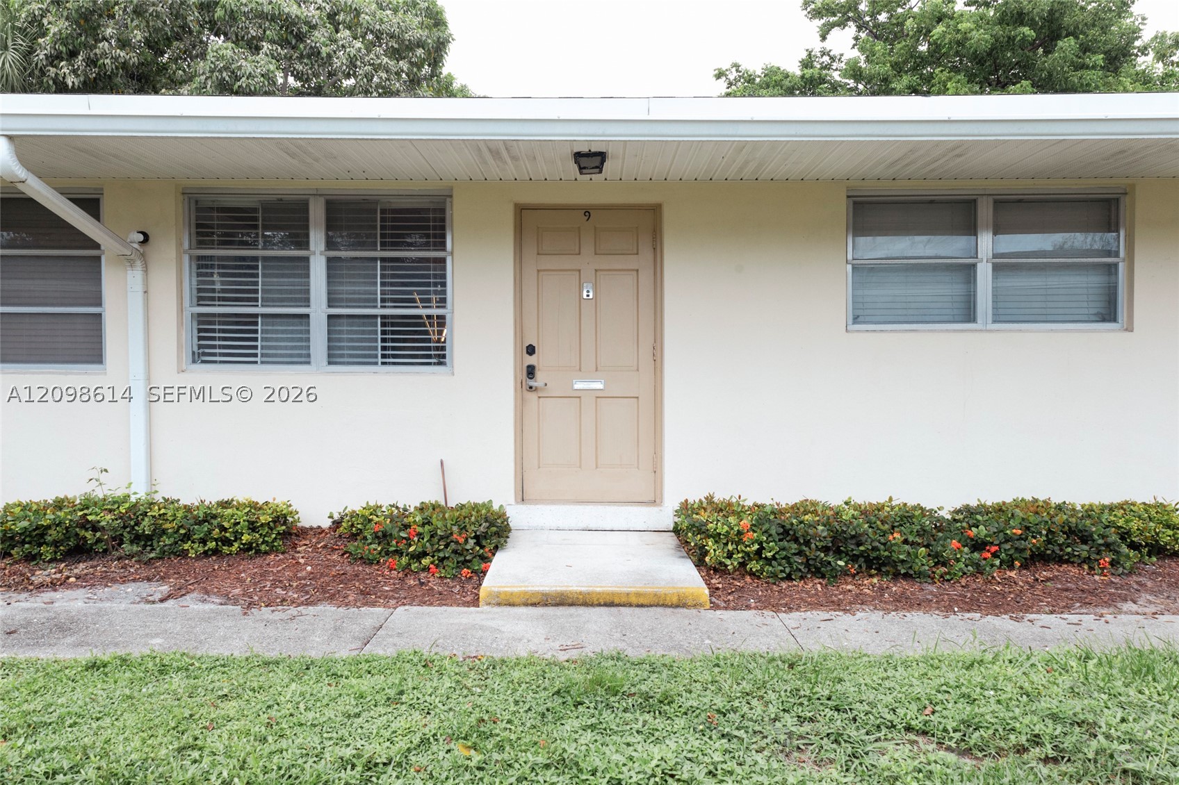 2236 Taylor St 9 — photo
