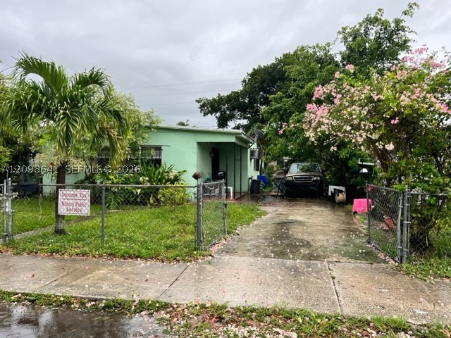 2160 Rutland St 1 — photo