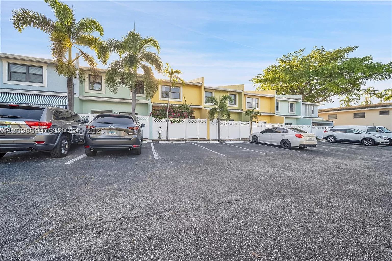120 SE 12th Ave 120 — photo