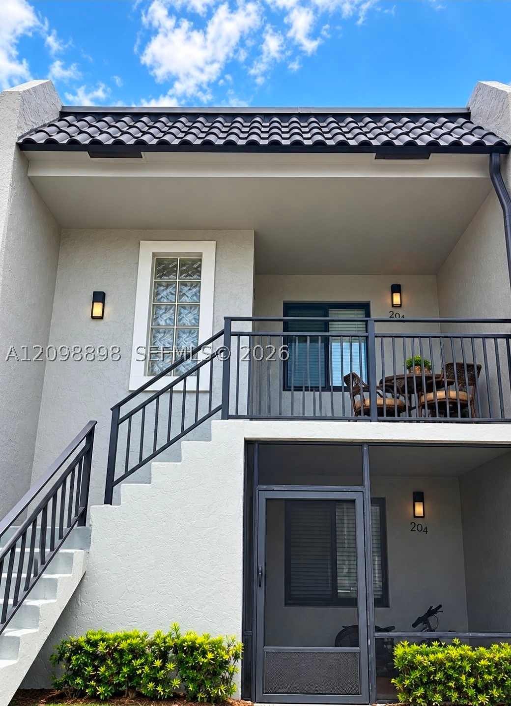 16581 Blatt Blvd 204 — photo