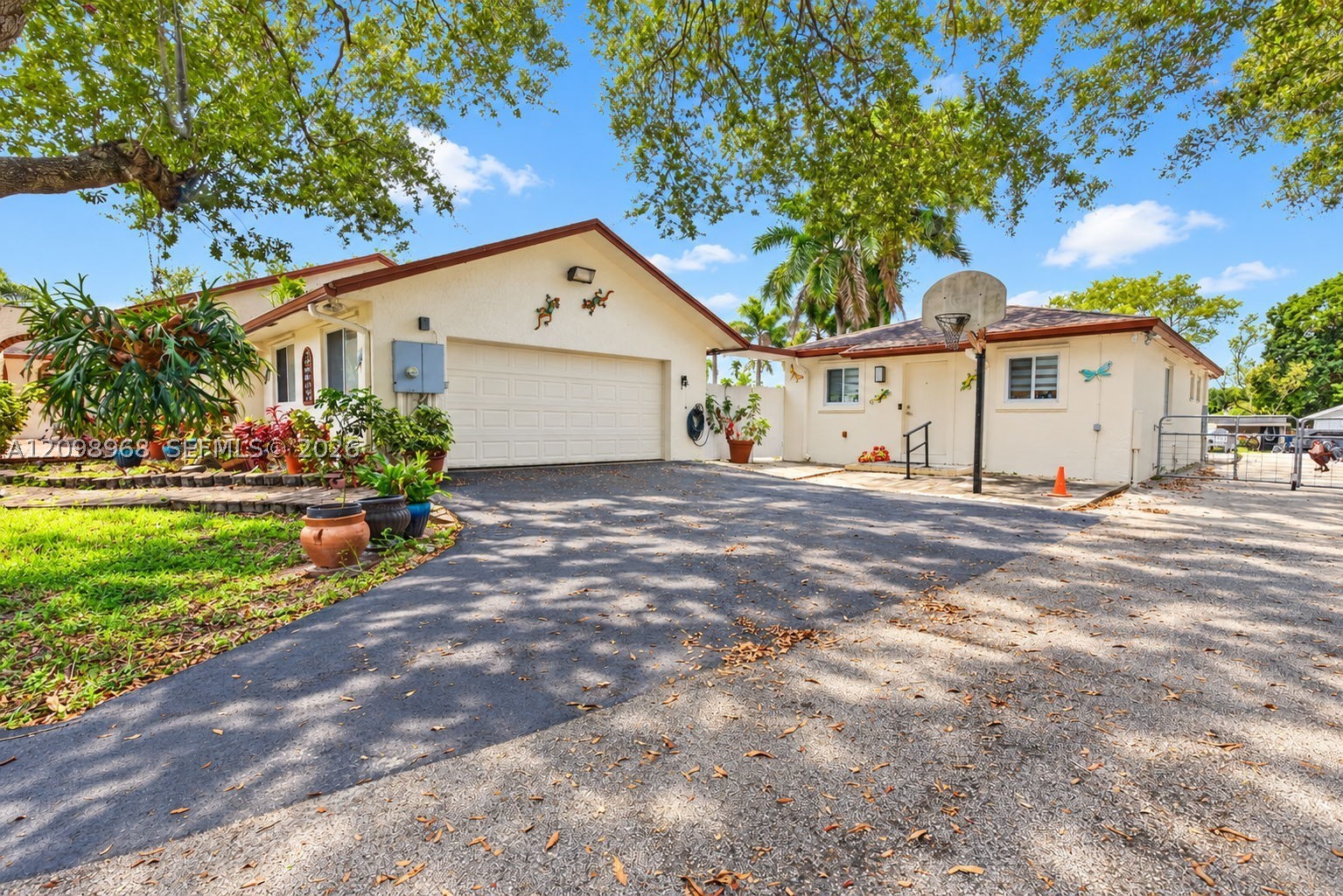 16110 Stirling Road, Southwest Ranches, FL 33331 — photo 2