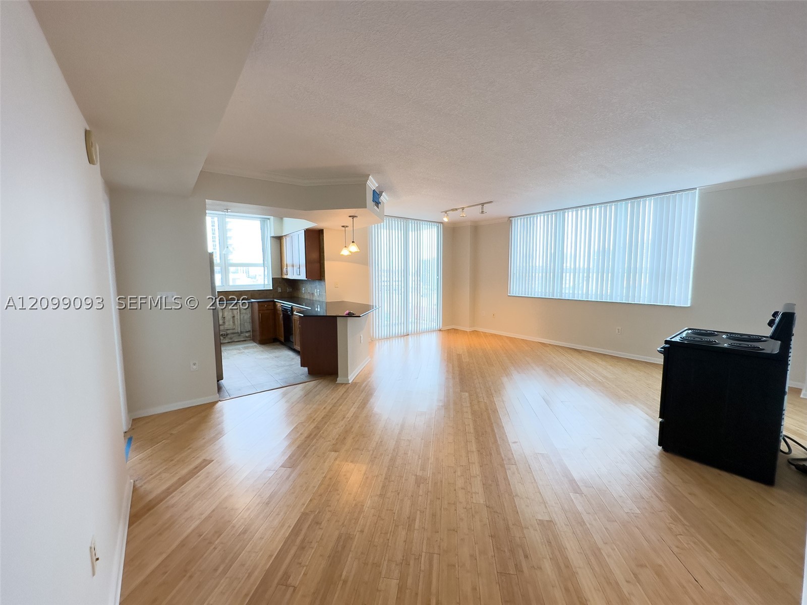2000 N Bayshore Dr 1101 — photo