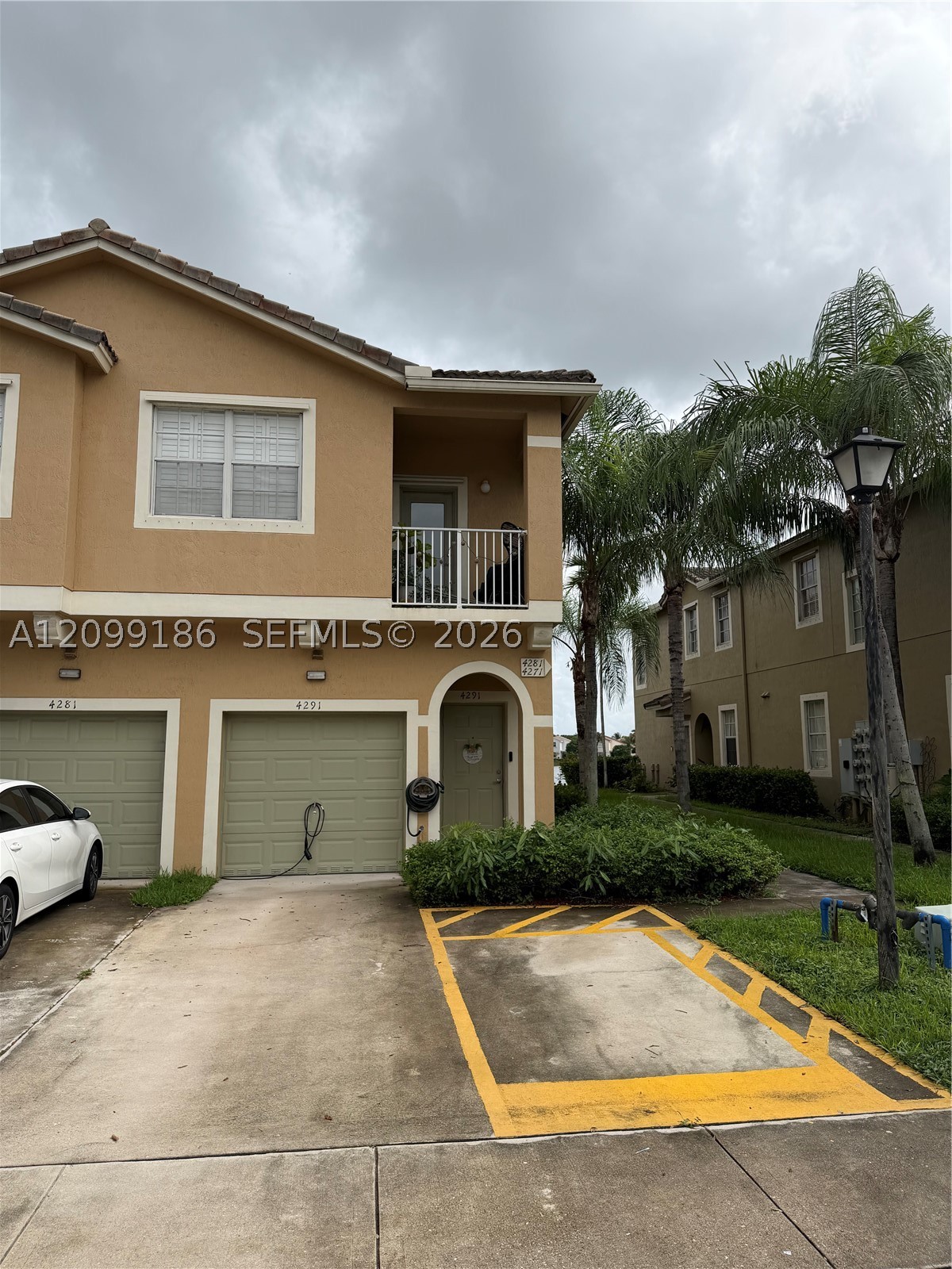 4291 SW 131st Ln 4203 — photo