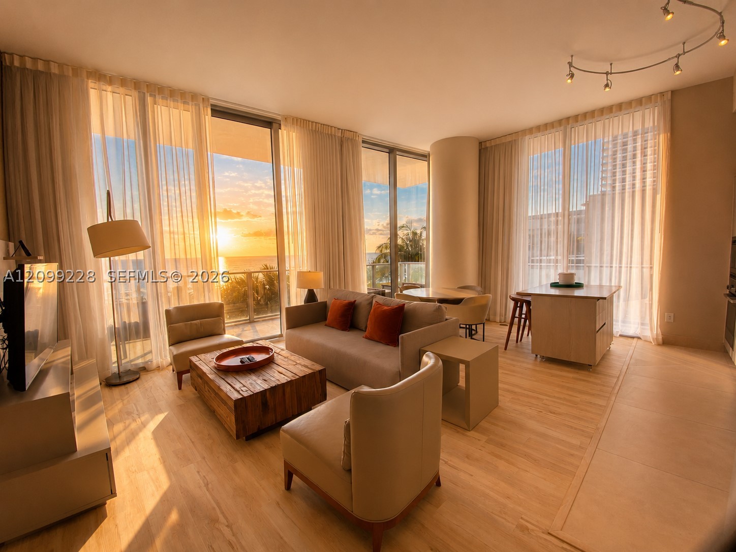 4111 S Ocean Dr 305 — photo