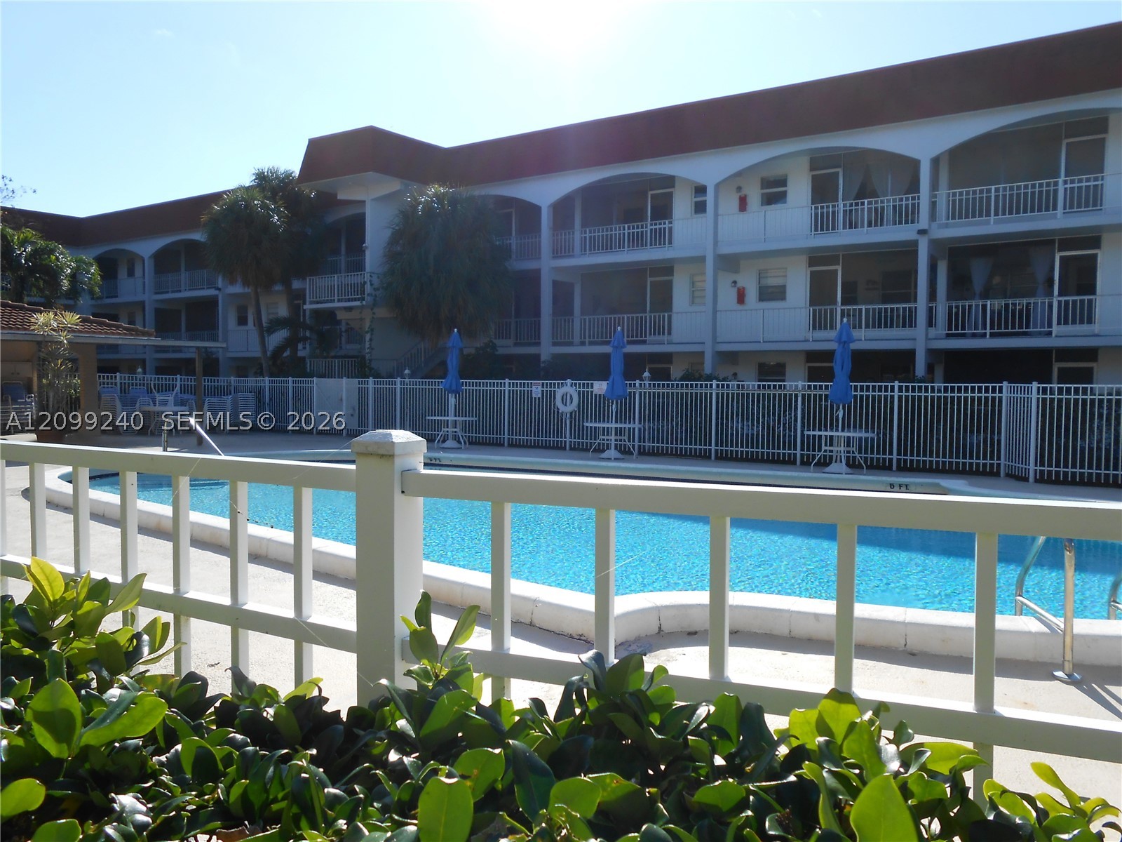 581 Blue Heron Dr 309-B — photo