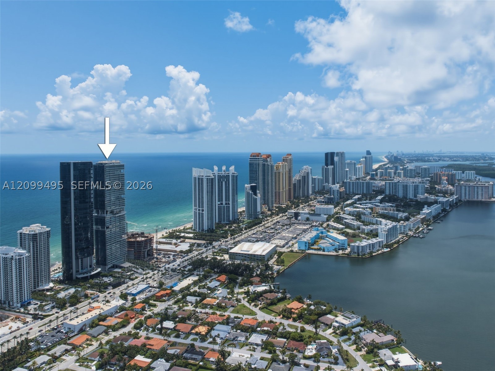 18501 Collins Ave 1404 — photo