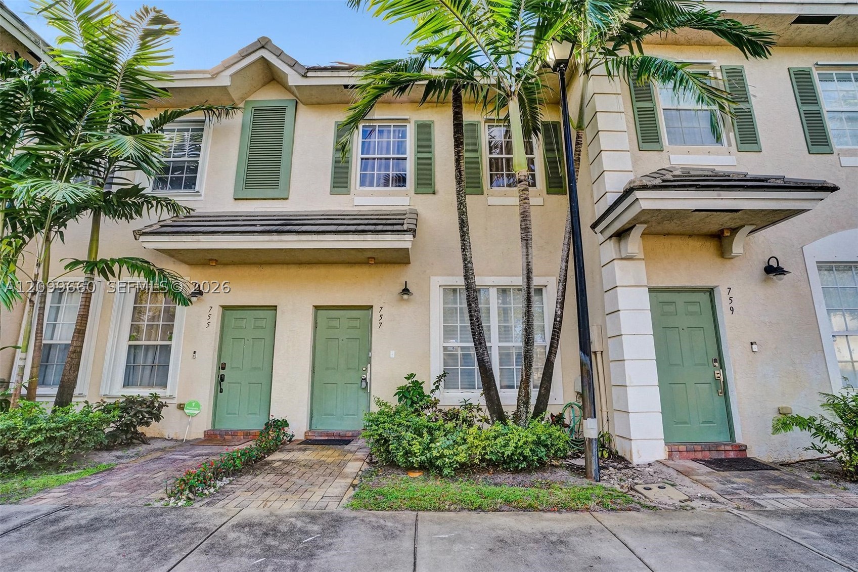757 NW 42nd Ave Unit 1 — photo