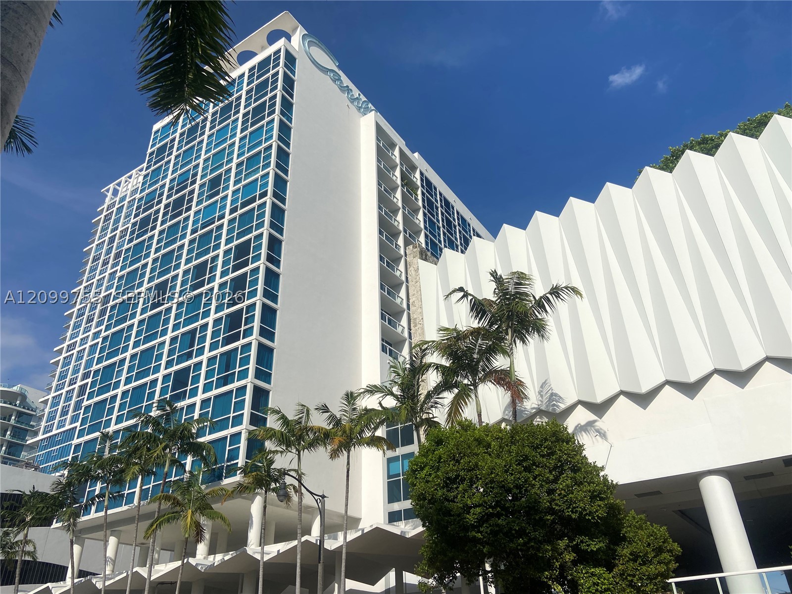 6801 Collins Ave 401 — photo