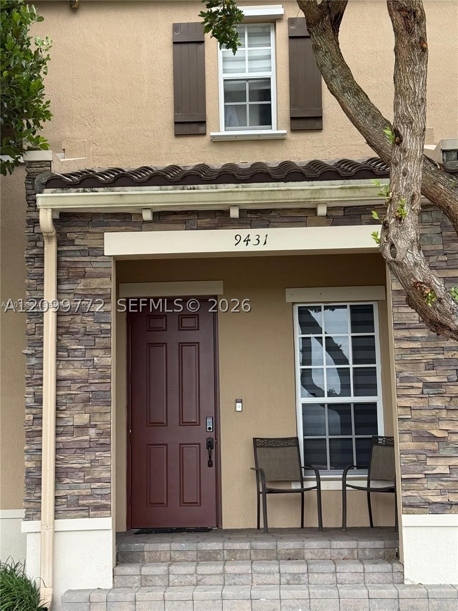 9431 SW 172nd Ave — photo
