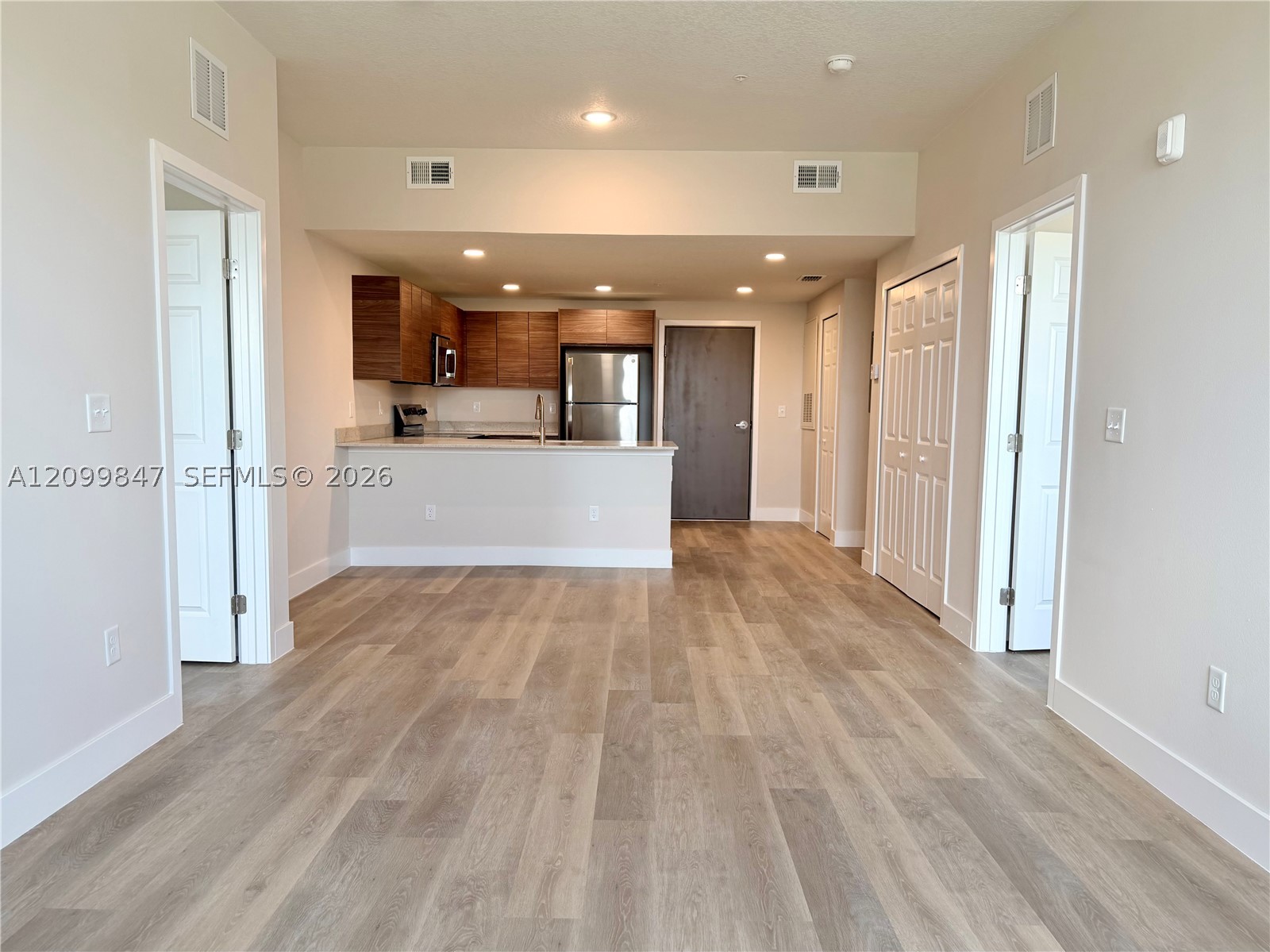4424 S Texas Avenue 1-303 — photo