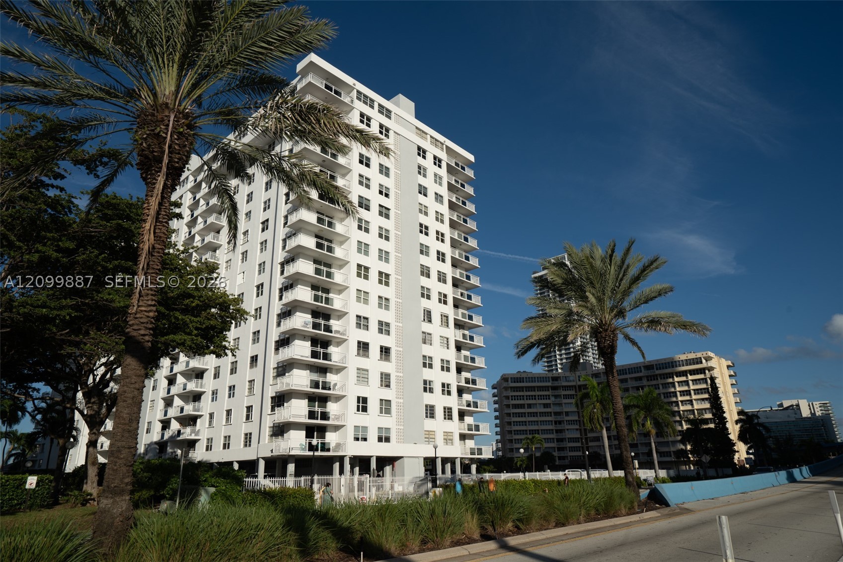 1849 S Ocean Dr 1509 — photo
