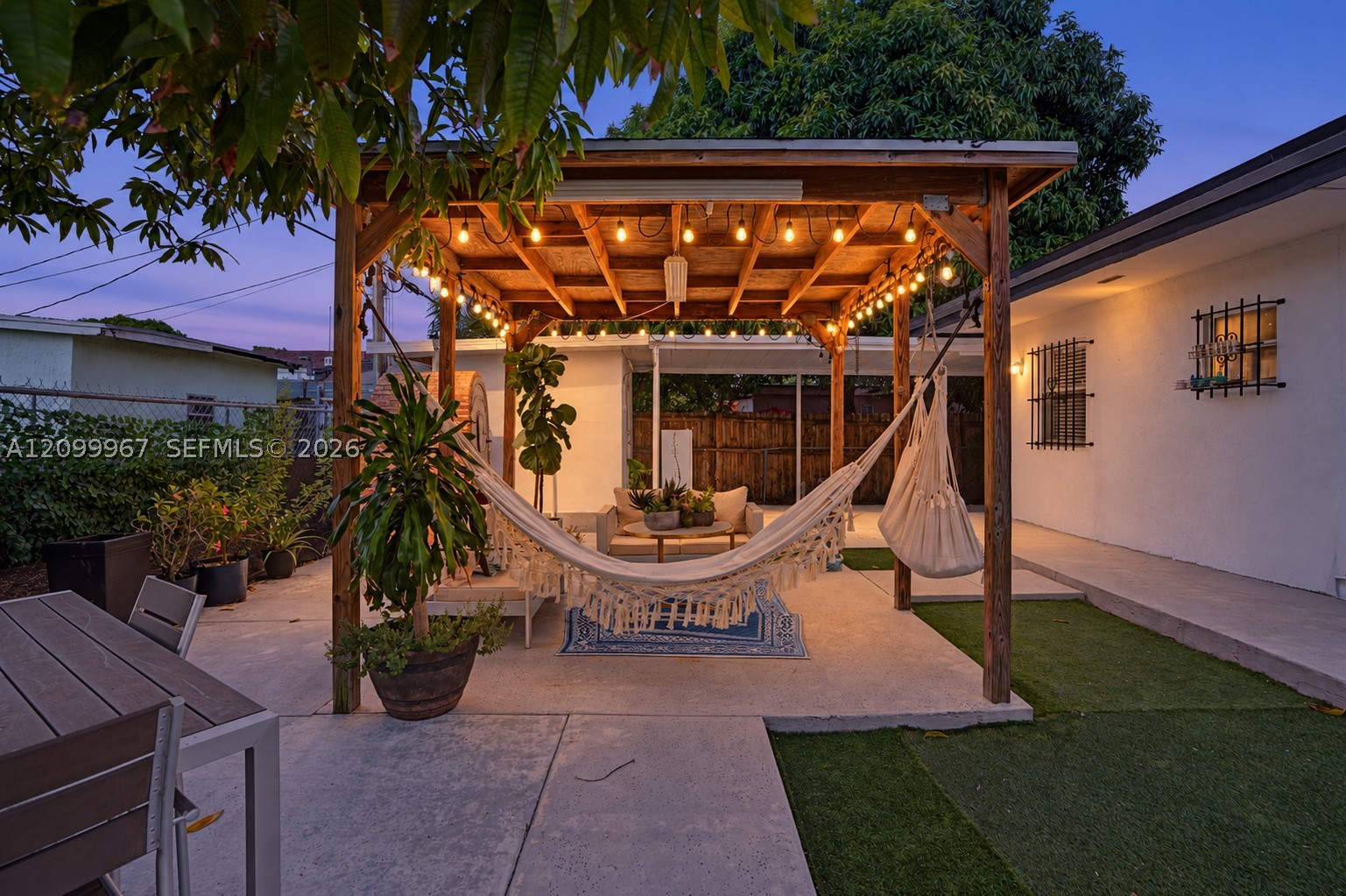 550 E 10th Avenue, Hialeah, FL 33010 — photo 2