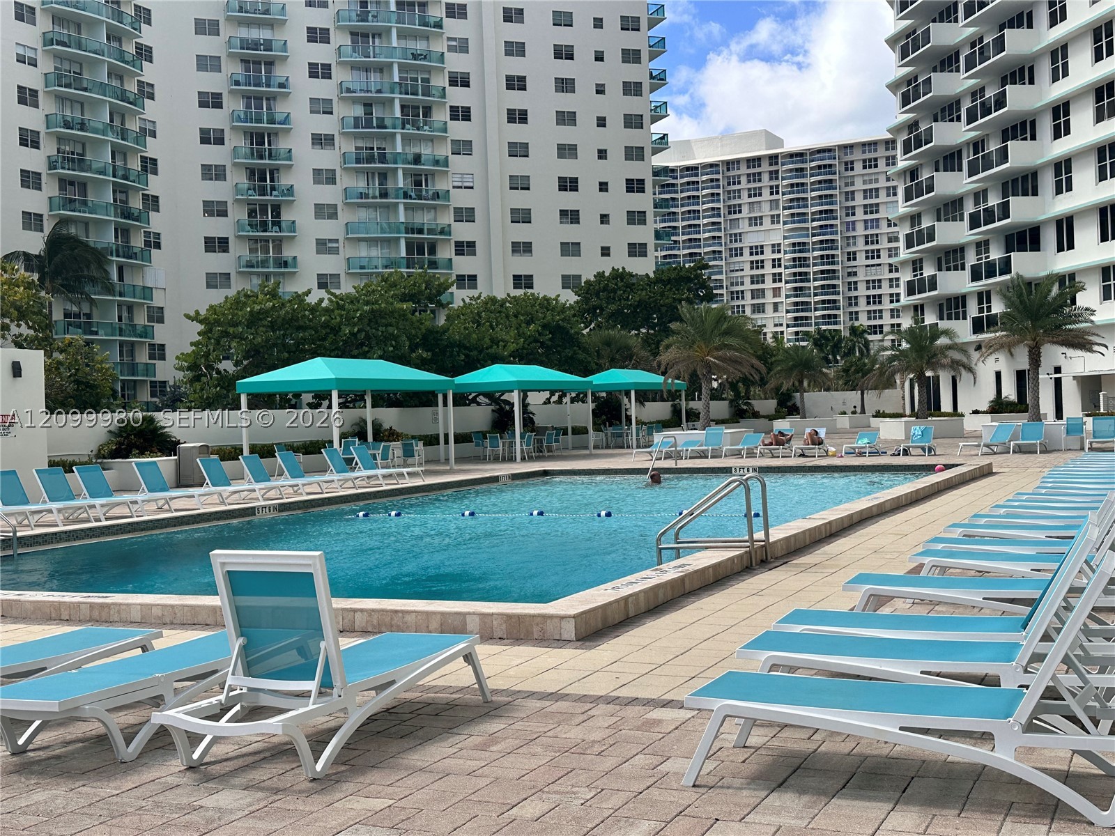 3725 S Ocean Dr 509 — photo