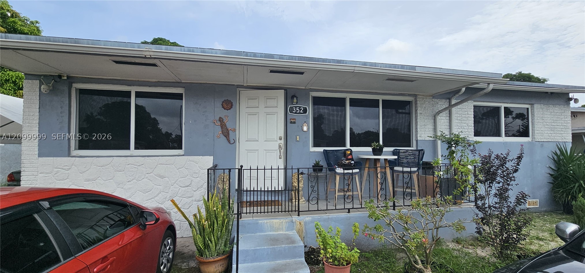 352 NW 31st Ave — photo