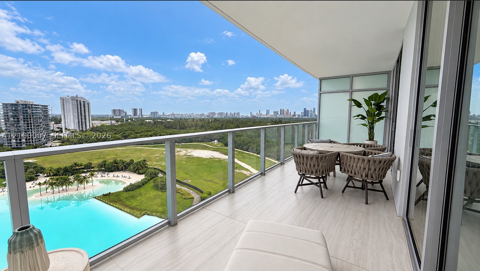 2411 Laguna Cir Unit 1410 — photo
