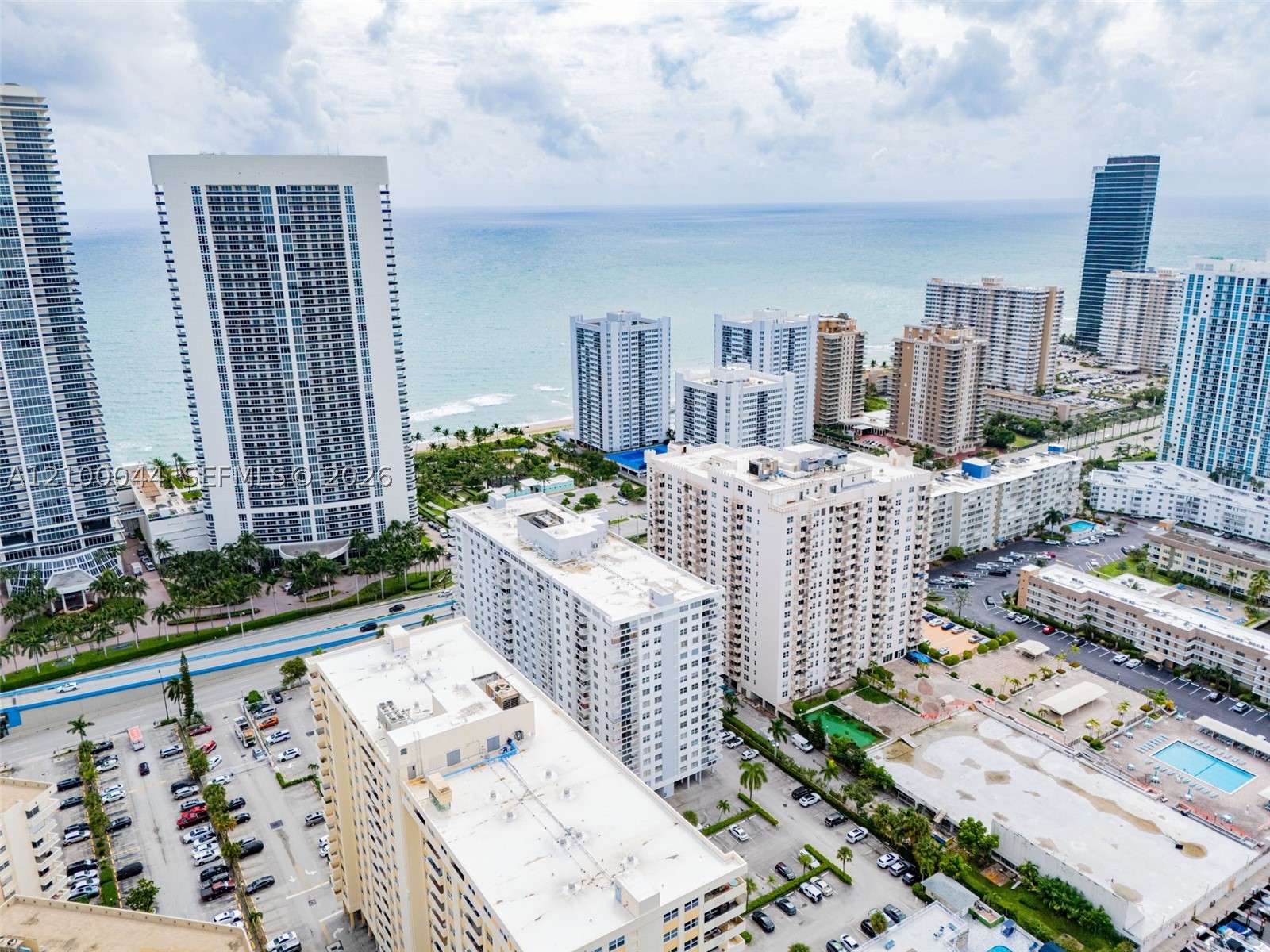 1849 S Ocean Dr 1606 — photo