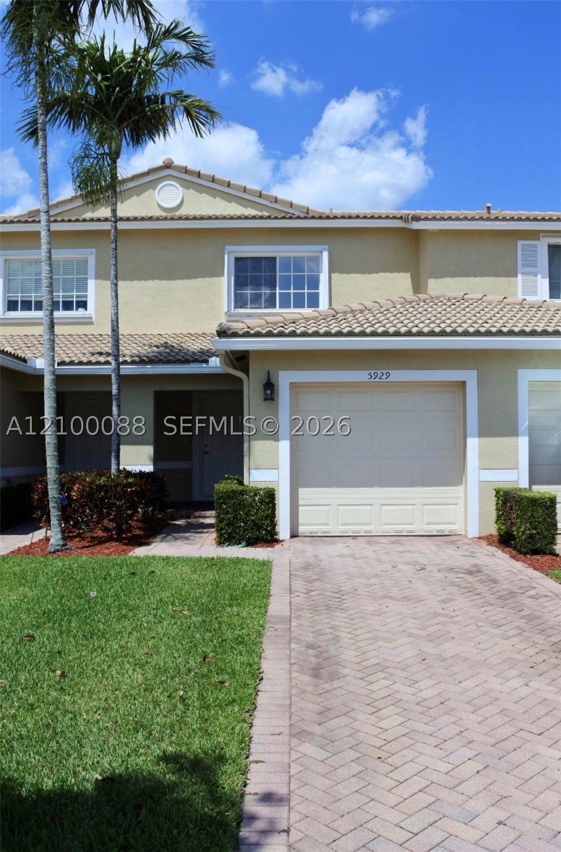 5929 Royal Way 5929 — photo