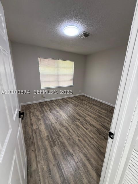156 NW 12th St 3 — photo