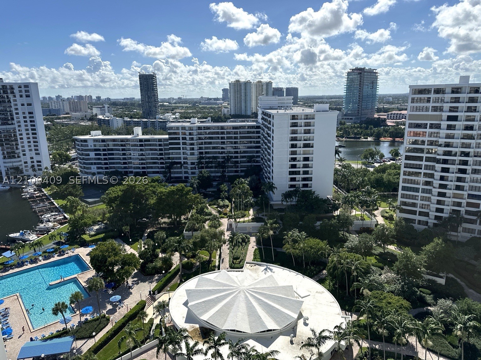 2500 Parkview Dr 2018 — photo
