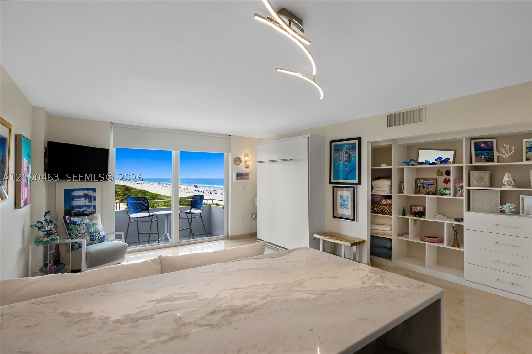 465 Ocean Dr 718 — photo
