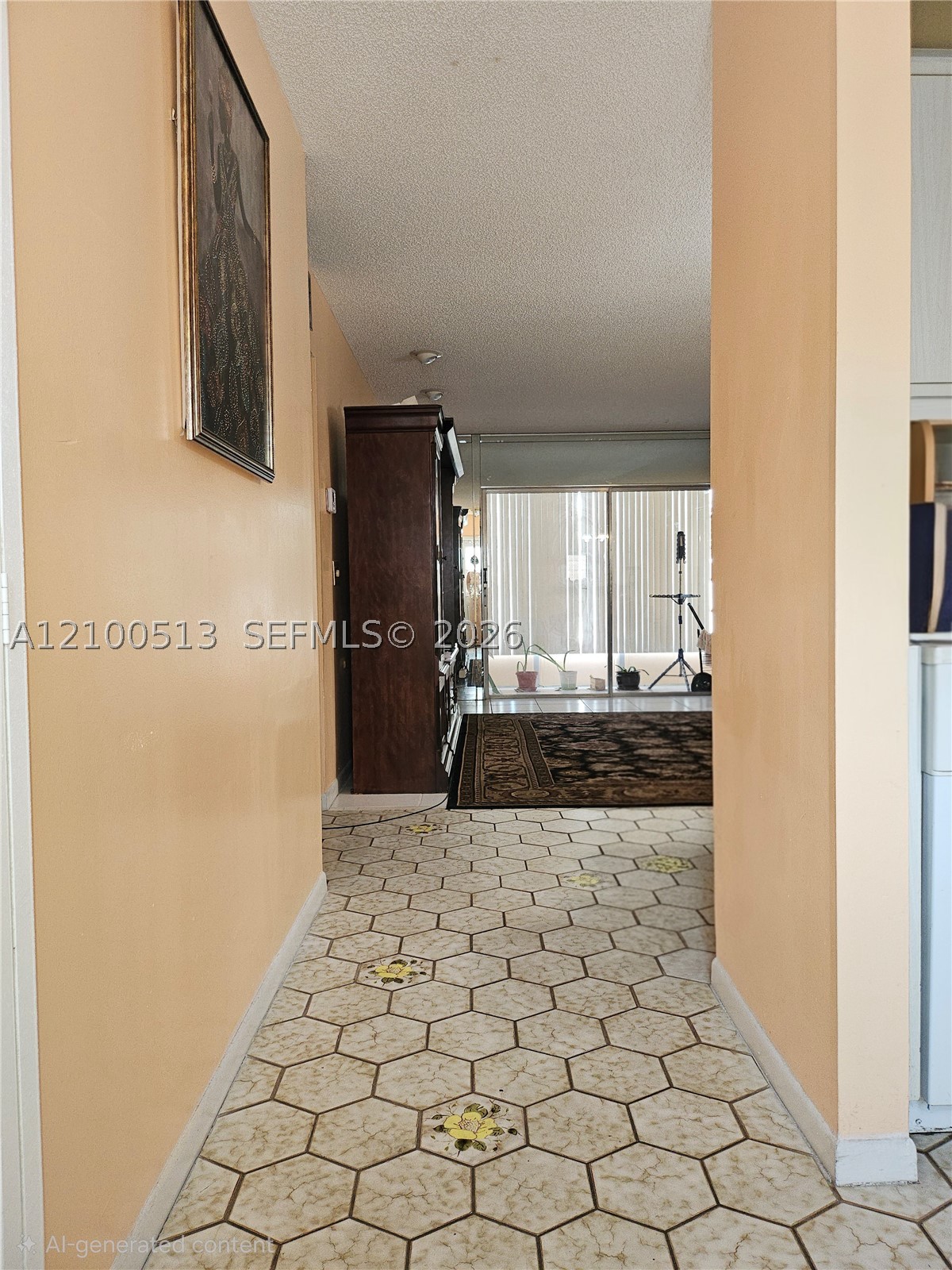 5121 W Oakland Park Blvd Unit 211 — photo