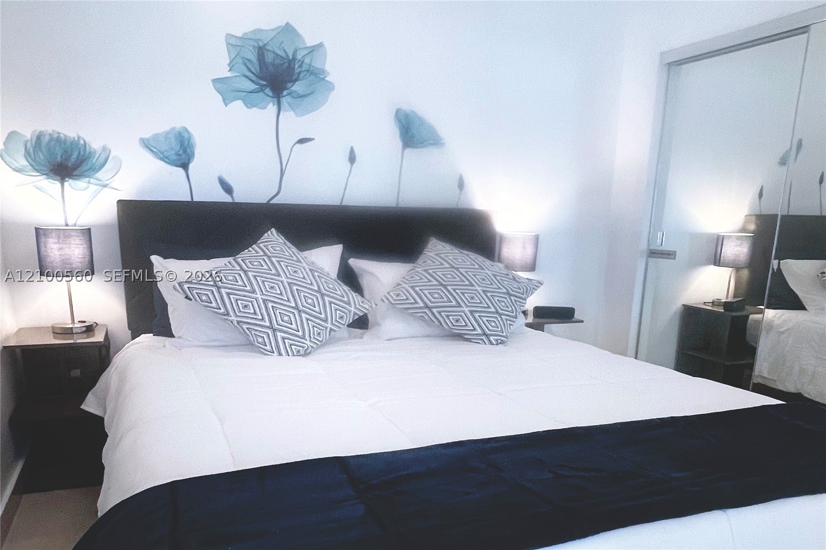 918 Ocean Dr 201 — photo
