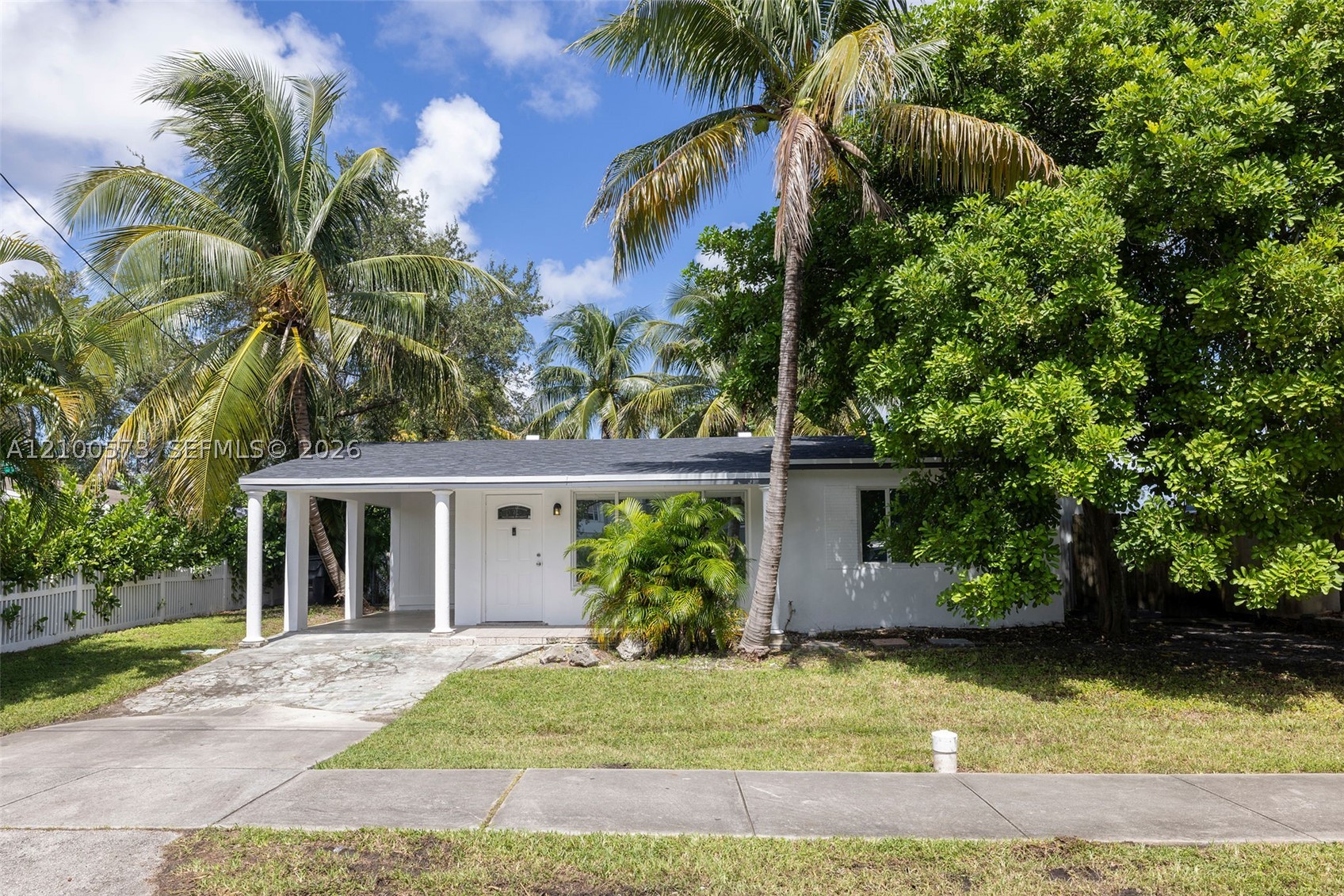 2733 Harding Street, Hollywood, FL 33020 | Realty.com