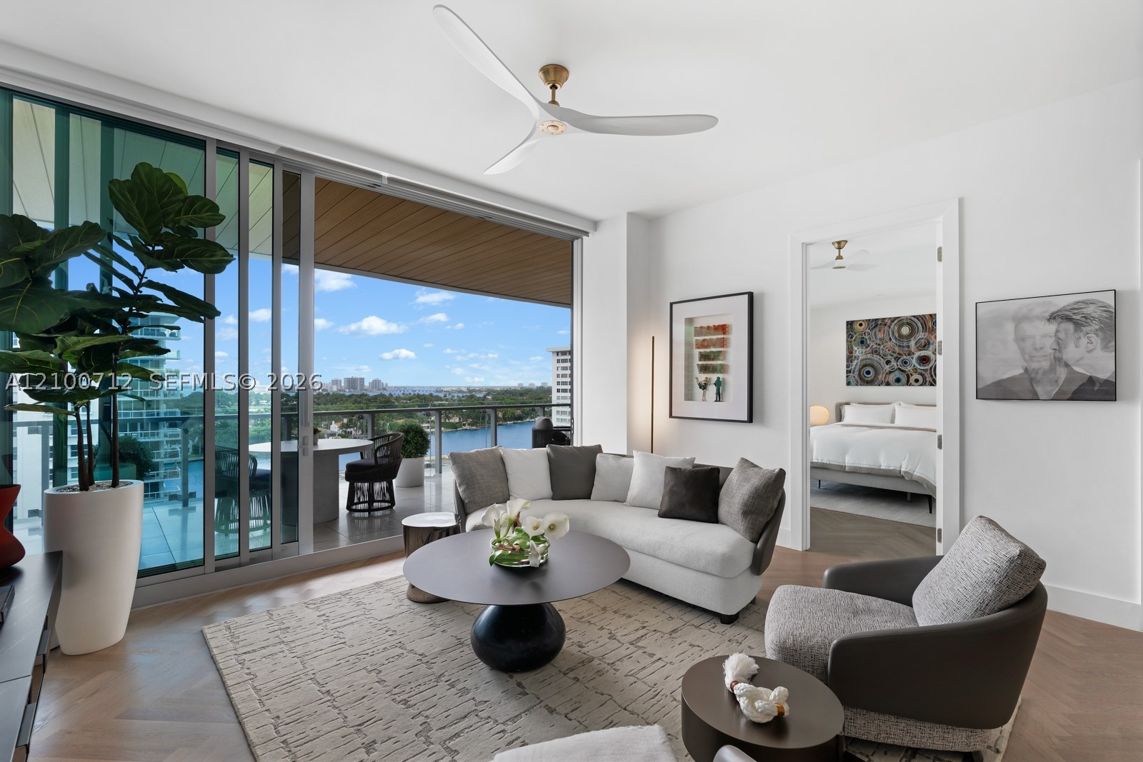 5775 Collins Ave 1005 — photo