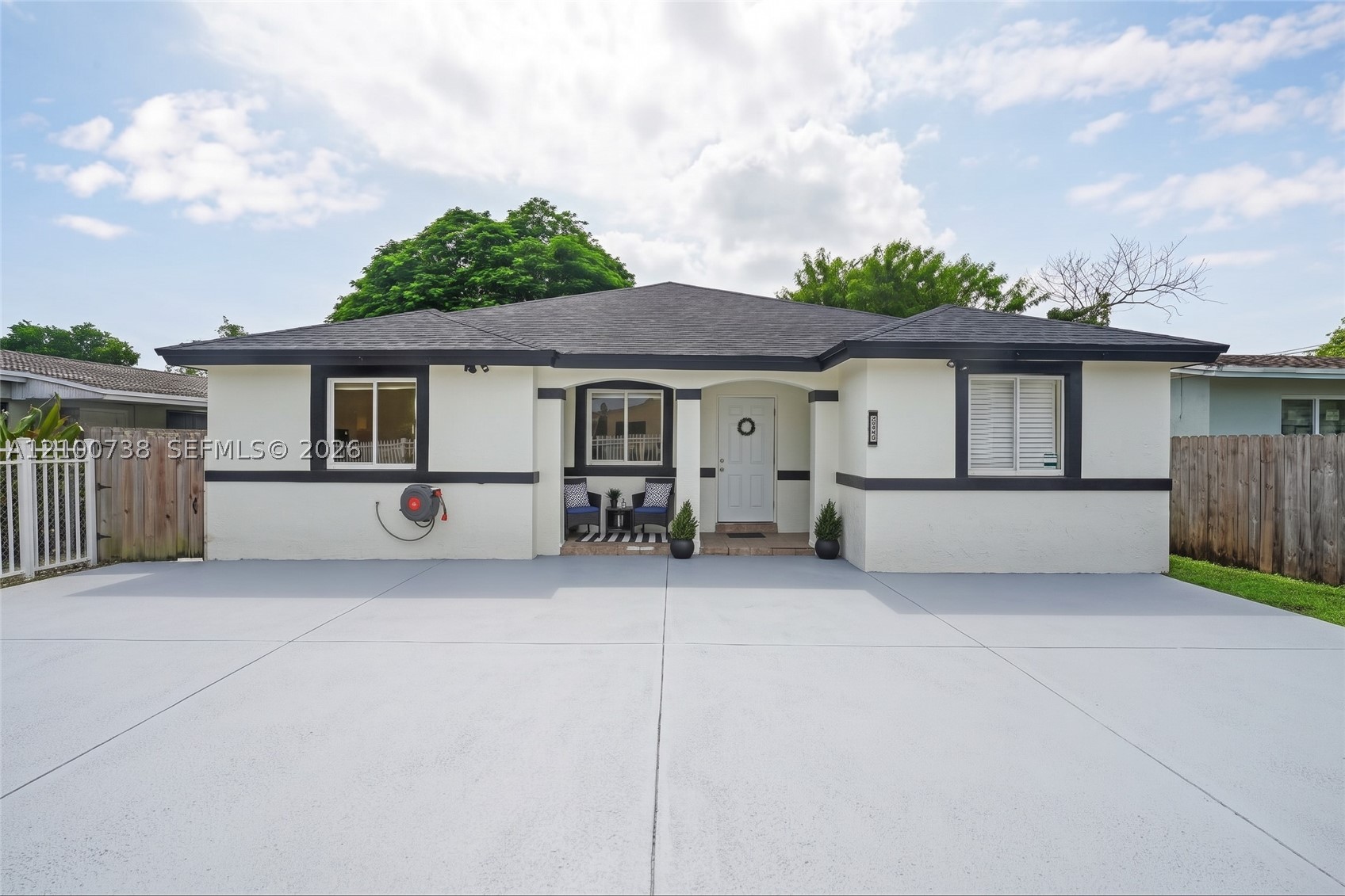 10170 W Fern St — photo