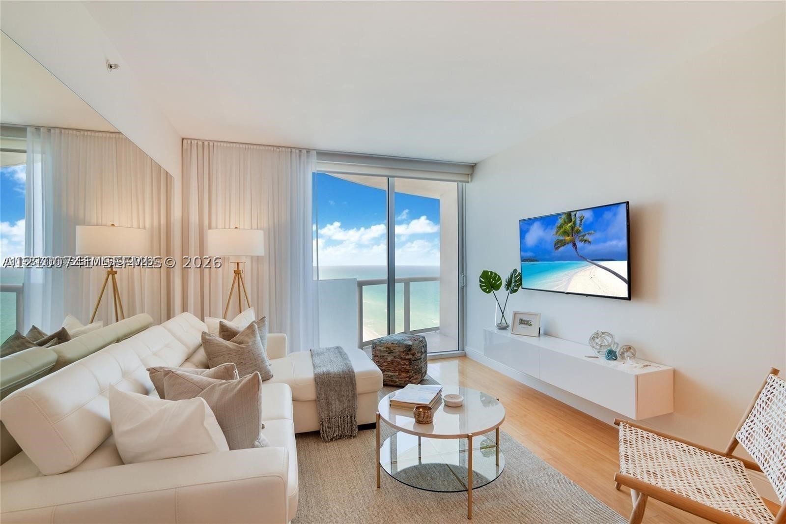 6365 Collins Ave 2810 — photo