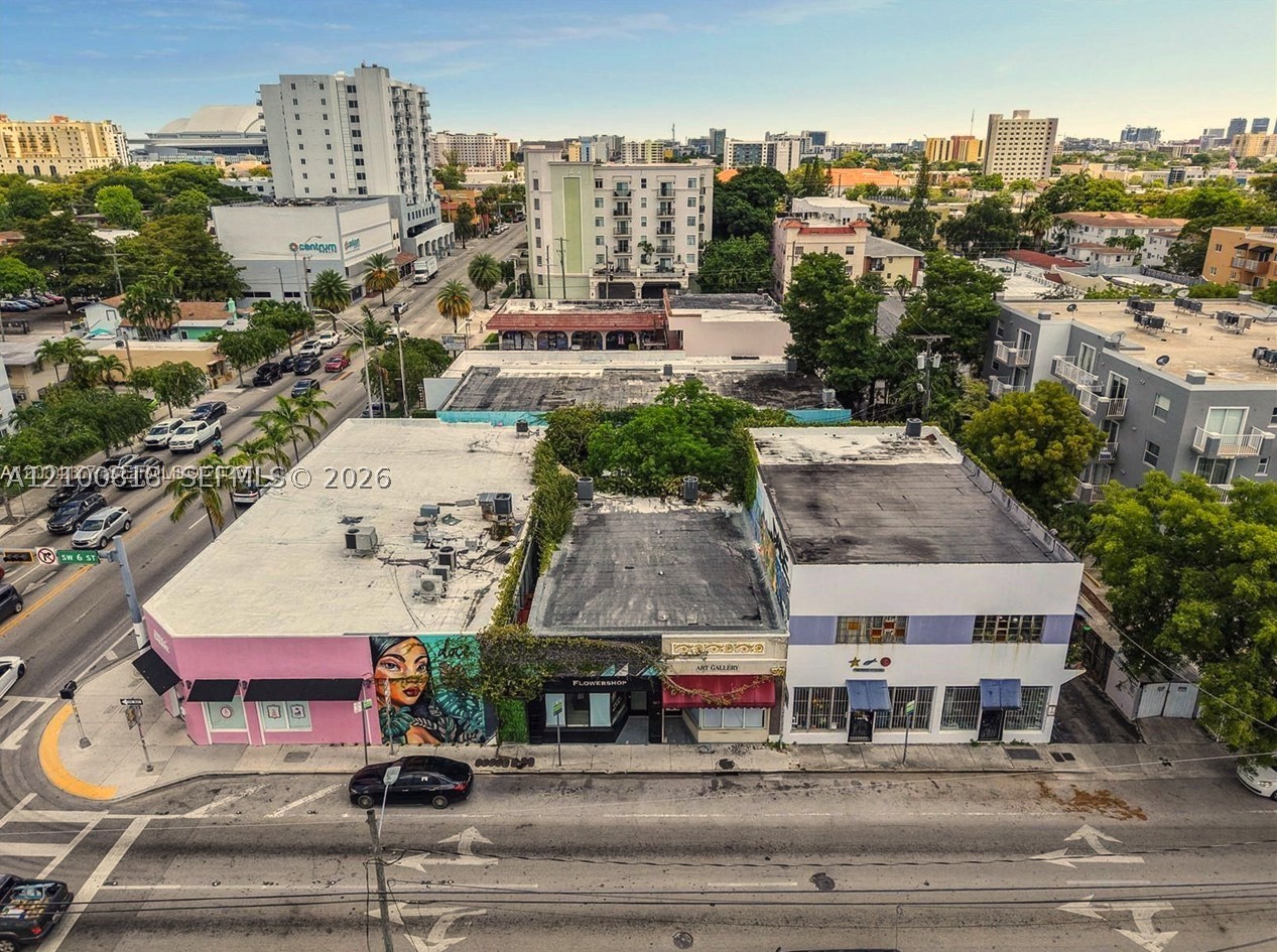 521 SW 12th Ave — photo