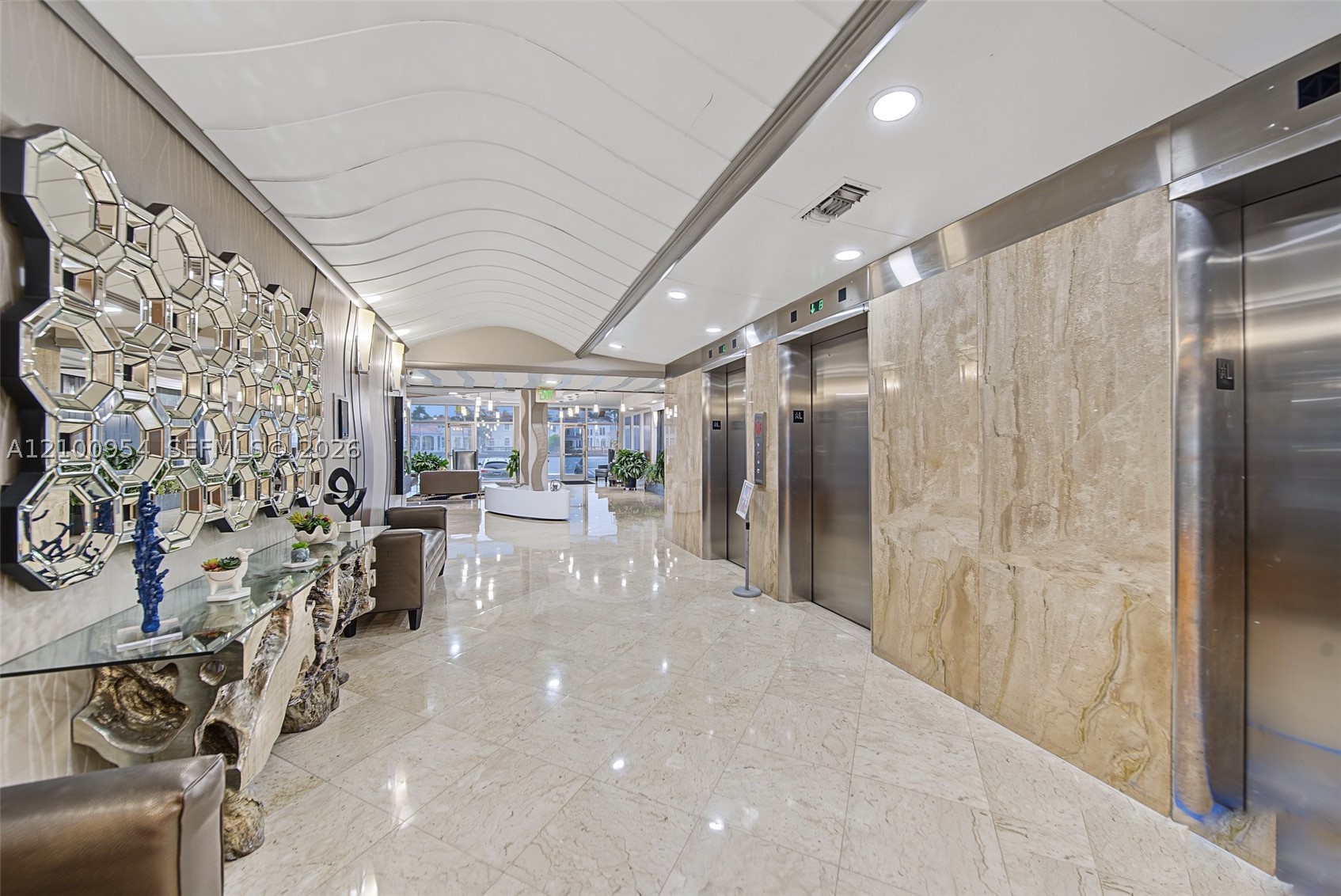 1500 S Ocean Dr 15H — photo