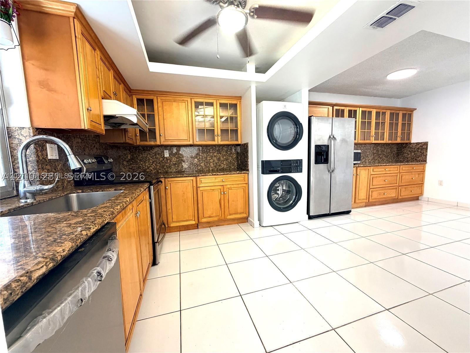 9135 Fontainebleau Blvd 7 — photo