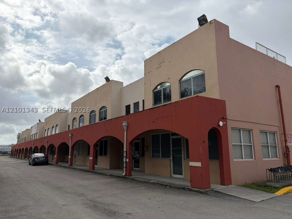 5161 NW 79th Ave Unit 10 — photo