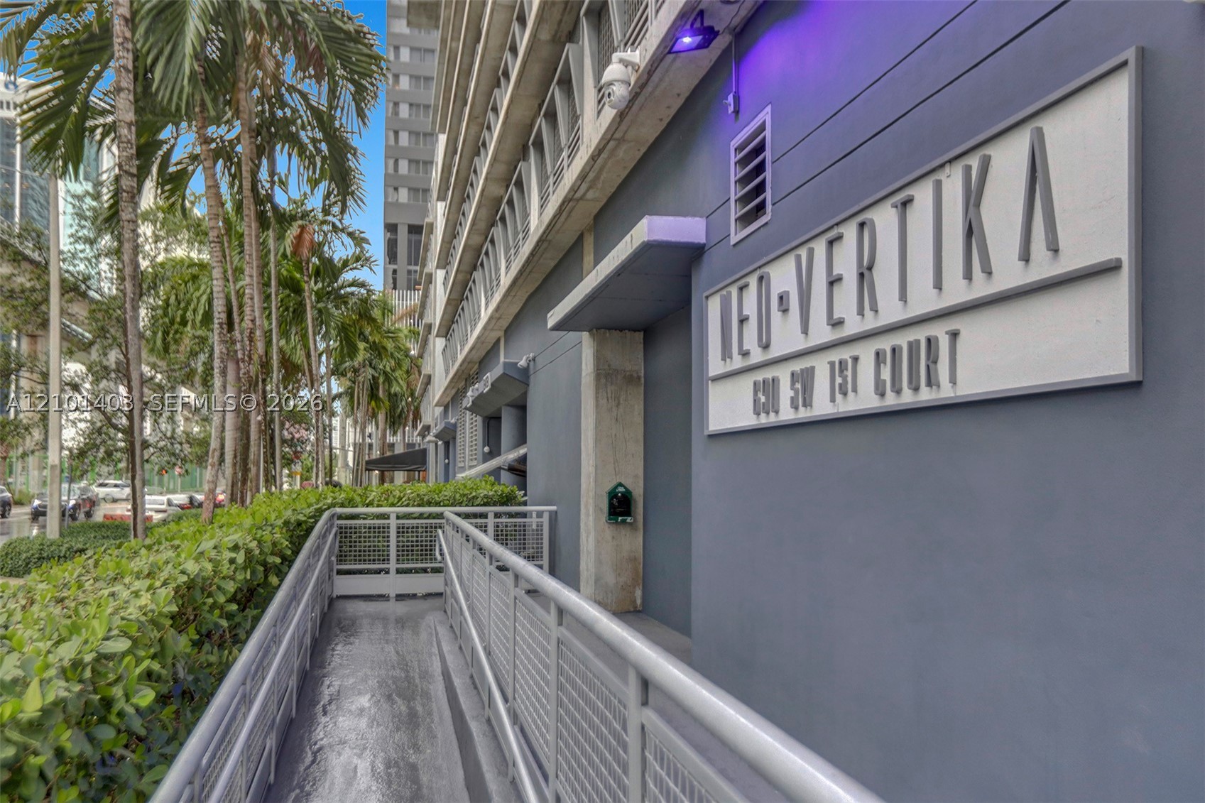 690 SW 1st Ct Unit 1828 — photo