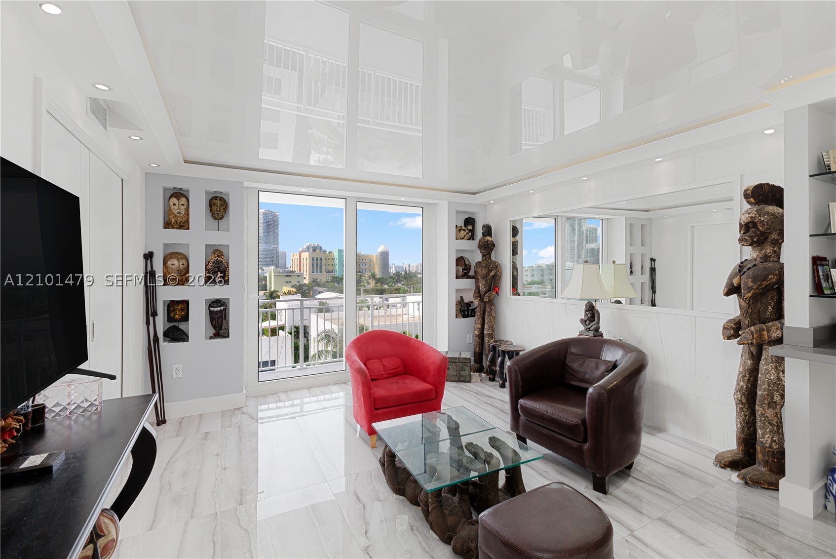 345 Ocean Dr 705 — photo