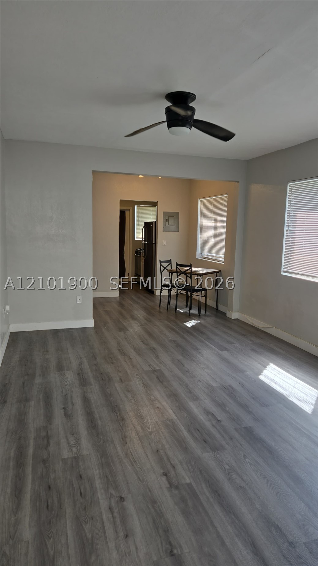 934 Meridian Ave 8 — photo