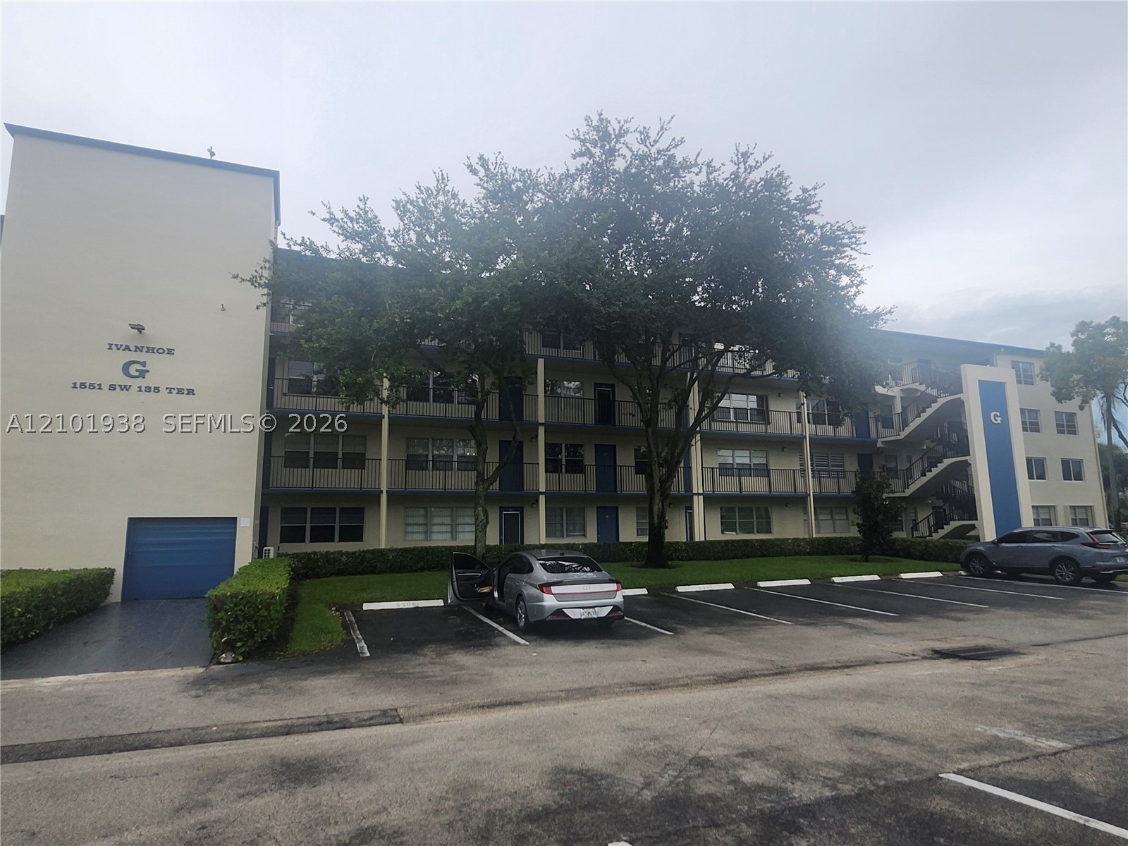 1551 SW 135th Ter Unit 409G — photo