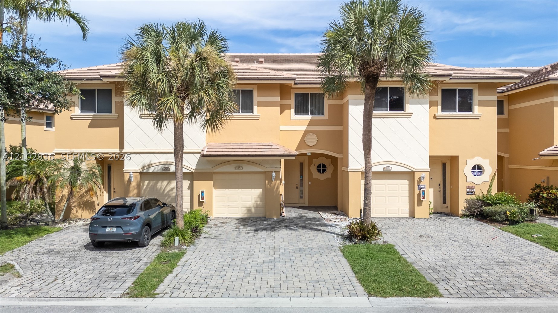 4354 Berkshire Wharf Dr — photo
