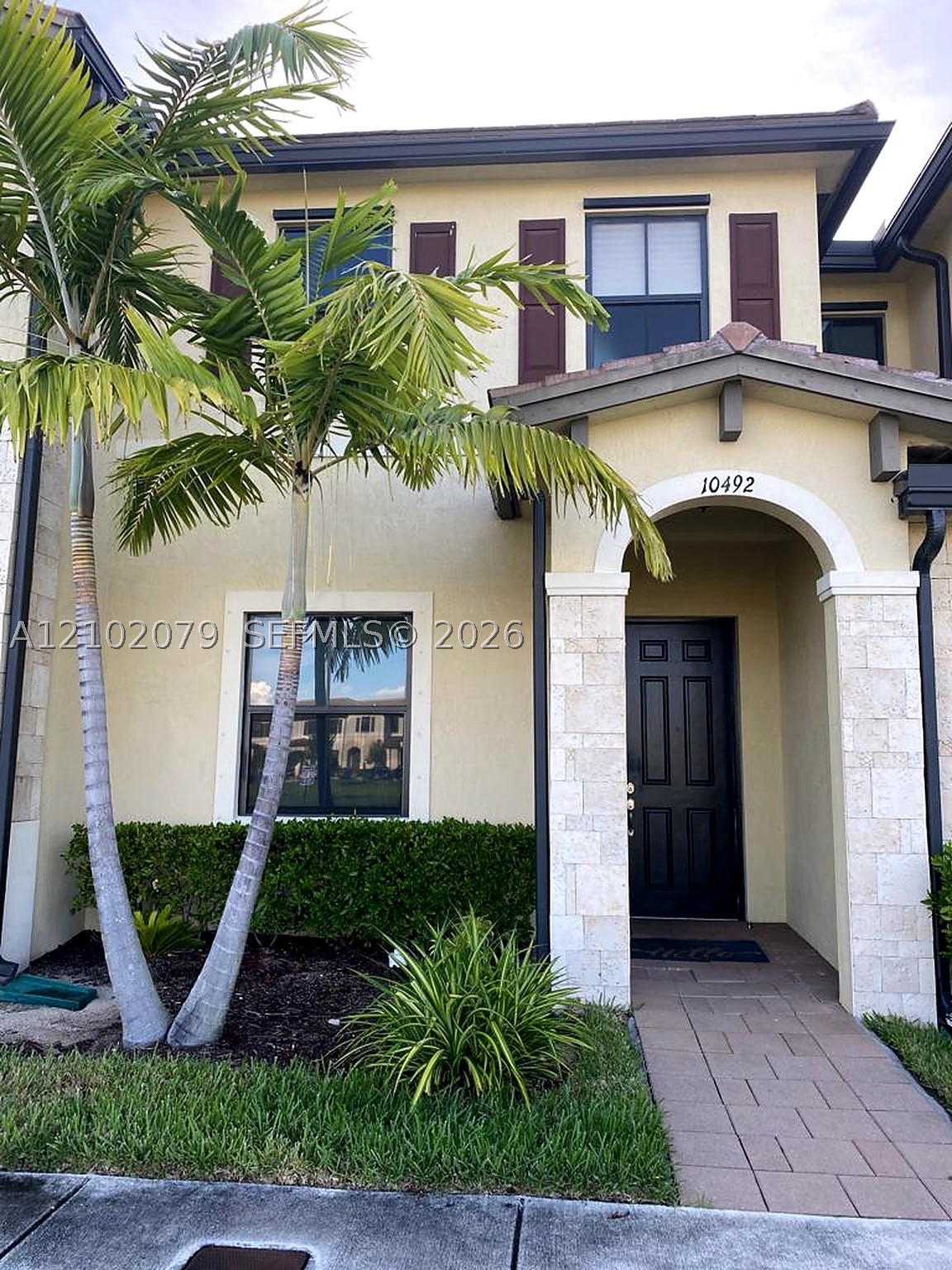10492 W 33rd Ln — photo