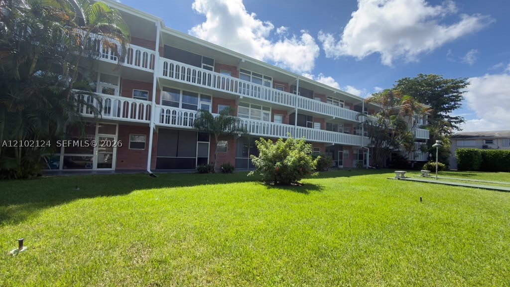 141 NE 10th Ave Unit 24C — photo