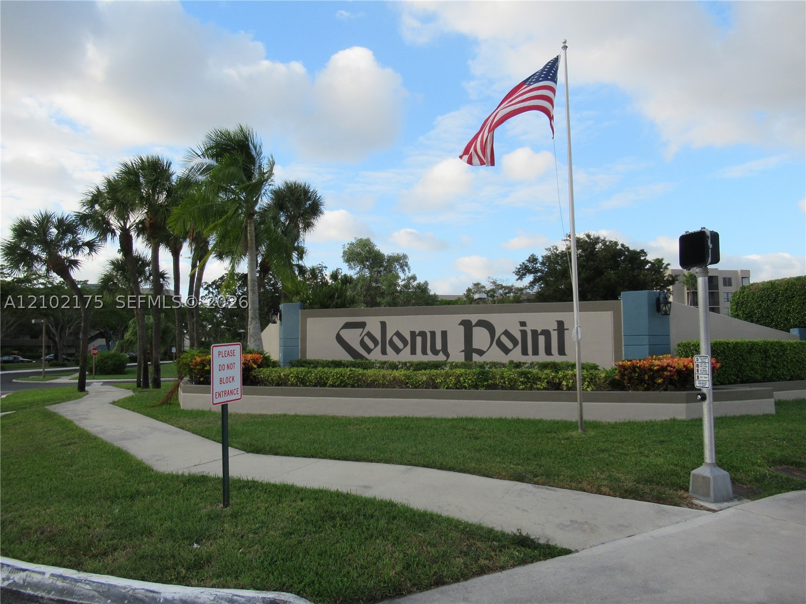 1101 Colony Point Cir Unit 206 — photo