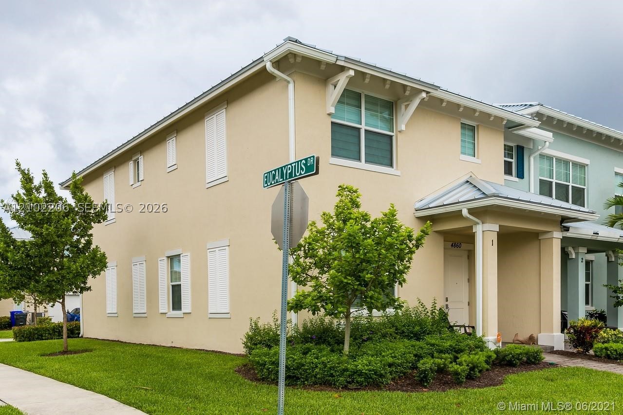 4860 Eucalyptus Dr Unit 1 — photo