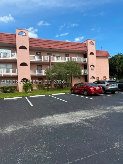 9641 Sunrise Lakes Blvd Unit 111 — photo